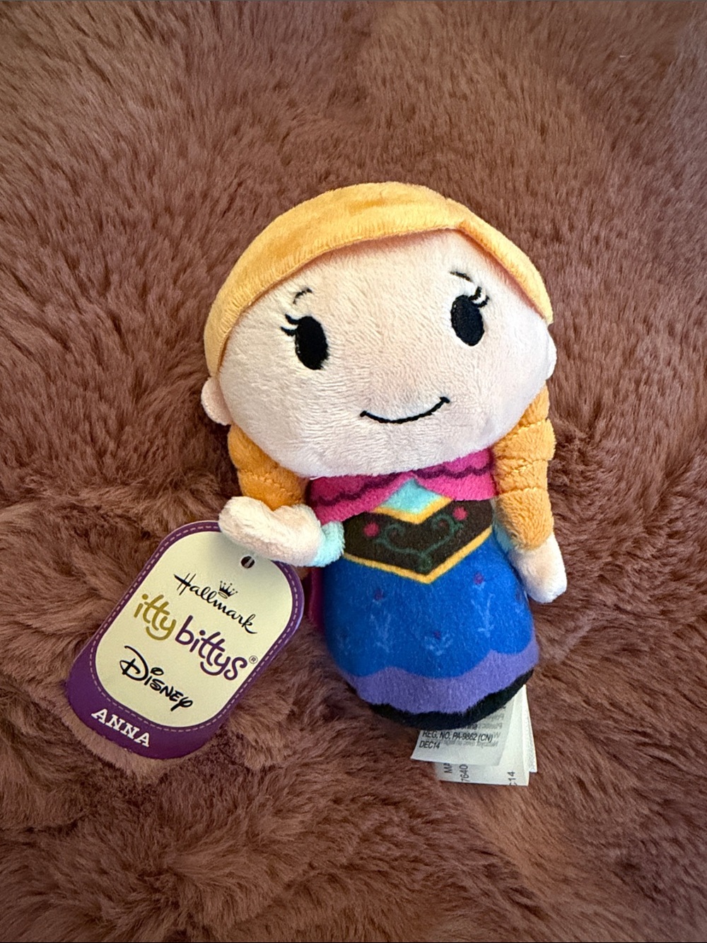 Hallmark itty bittys Disney Anna Plush Doll